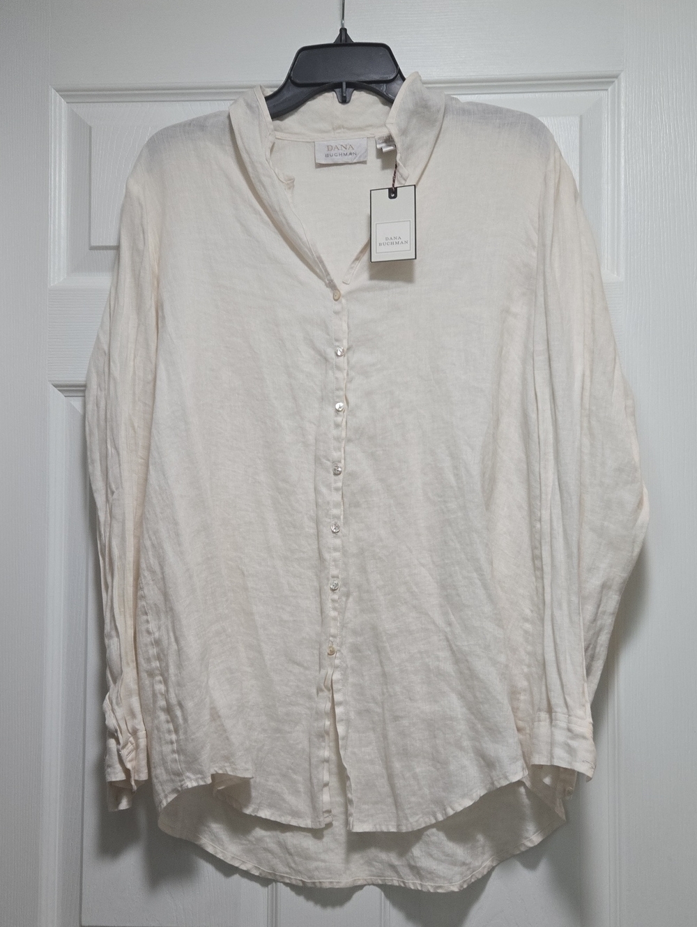 Dana Buchman Off-White Linen Button Front Shirt